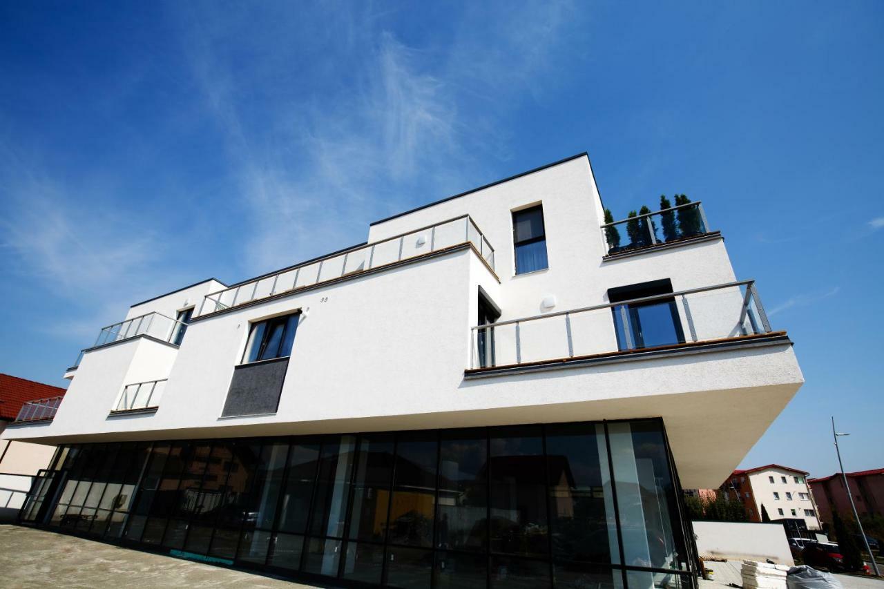 Ramino Apartments Σίμπιου Εξωτερικό φωτογραφία