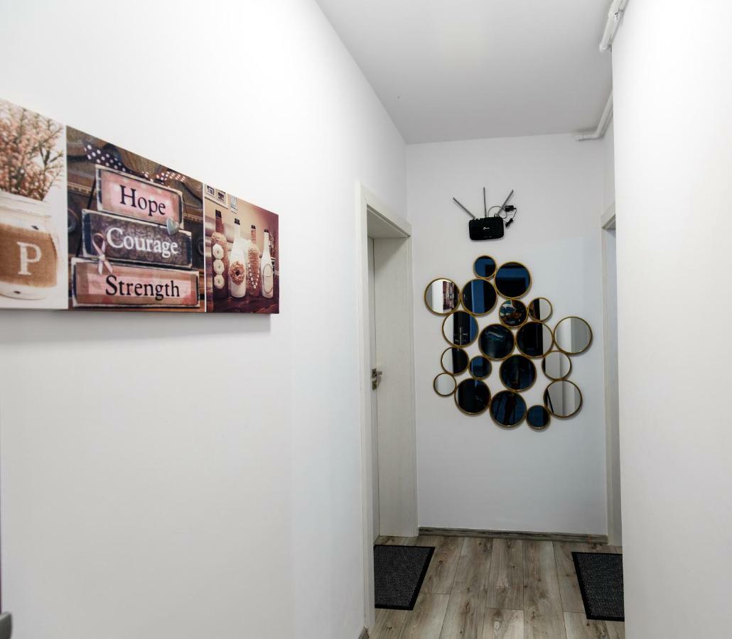 Ramino Apartments Σίμπιου Εξωτερικό φωτογραφία